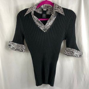 Ladies Small Studio 1940 shoort sleeve v neck short sleeve pullover swea…